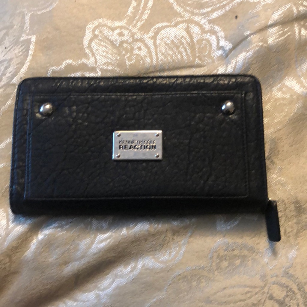 Kenneth Cole Reaction